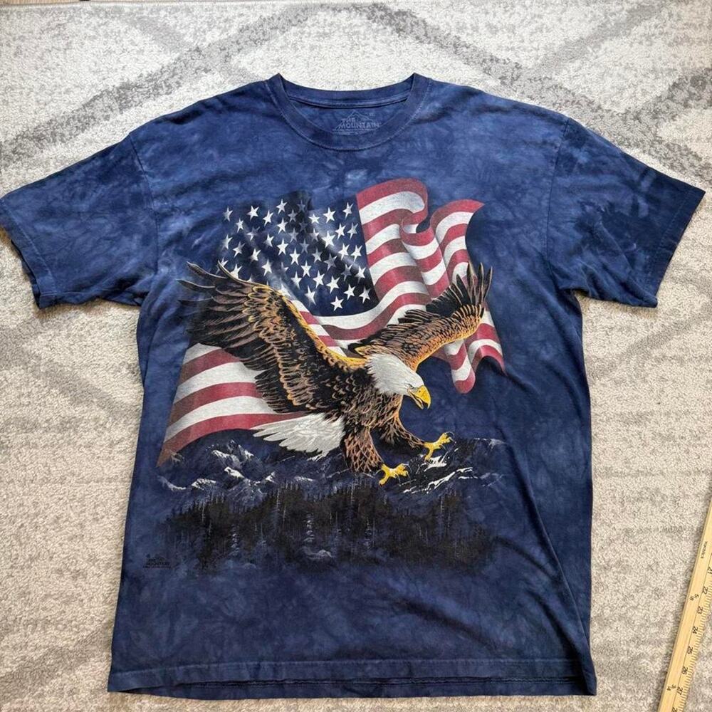 The mountain 2003 American eagle USA flag blue tie dye size XL